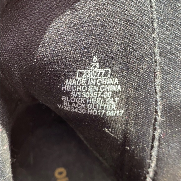 Black Glitter Heel Boots - Picture 4 of 5